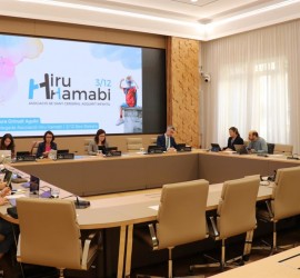 Reclaman en el Parlament la creación de un plan específico de atención a menores con daño cerebral en Baleares